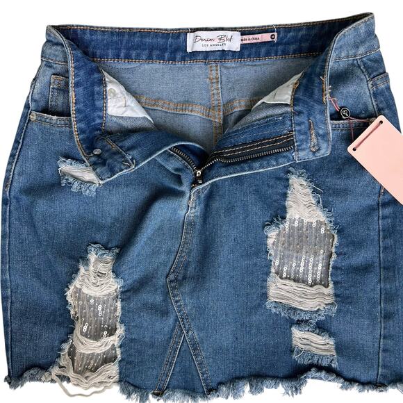 NEW Denim Distressed Jeans Mini Skirt Women's Medium Sequins Casual Grunge Sexy - Picture 3 of 8
